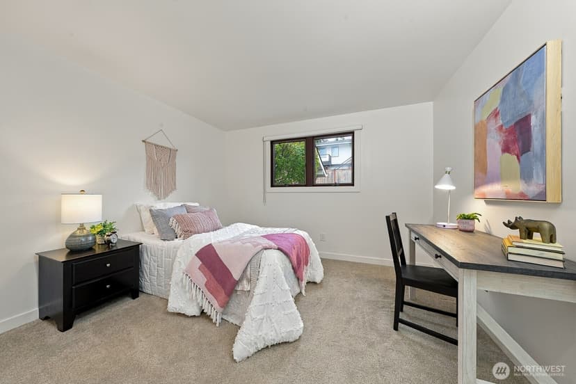 Property photo for 7114 164th Street SW, Edmonds photo 18