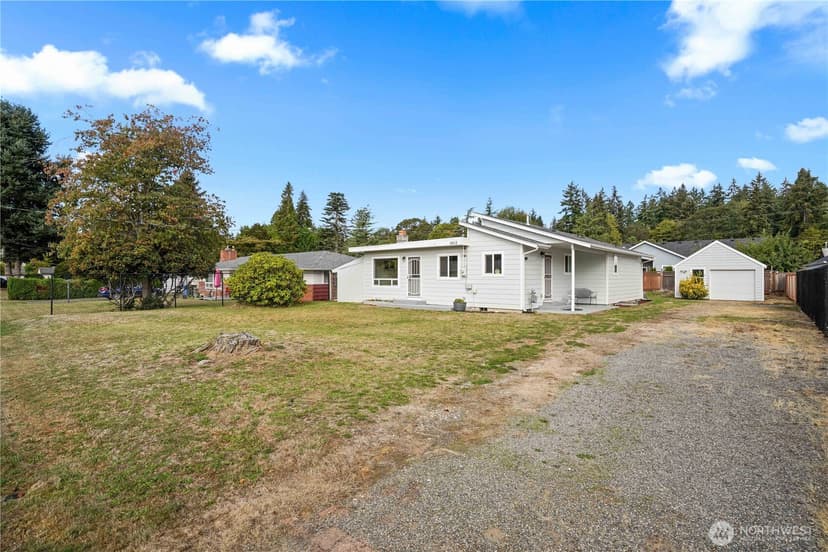 Property photo for 9015 Forest Ave SW, Lakewood photo 22