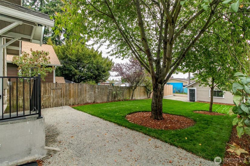 Property photo for 1415 S Grant Avenue, Tacoma photo 23