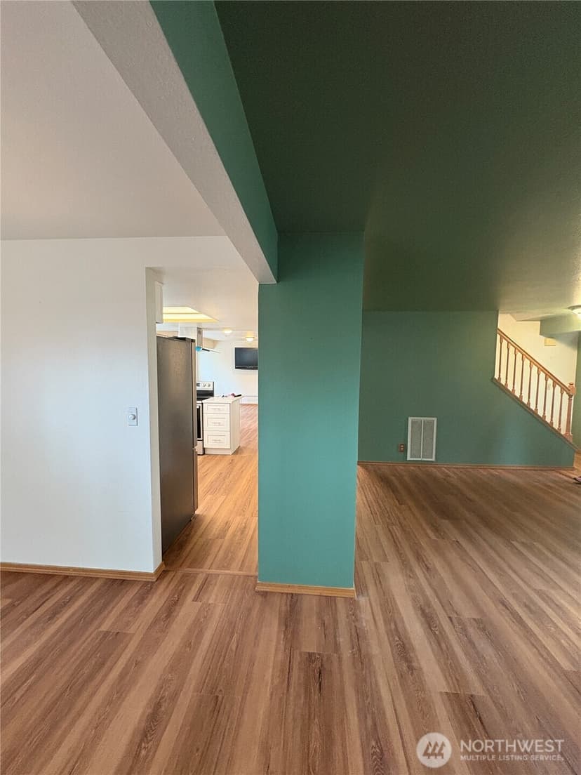 Property photo for 15406 SE 176th Place, Renton photo 4
