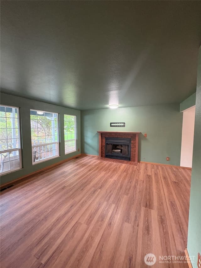 Property photo for 15406 SE 176th Place, Renton photo 2