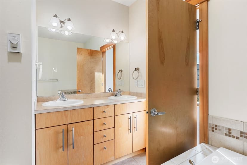 Property photo for 2520 Jefferson Avenue #C, Tacoma photo 32
