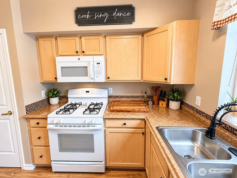 Property photo for 31900 104th Avenue SE #E206, Auburn photo 13