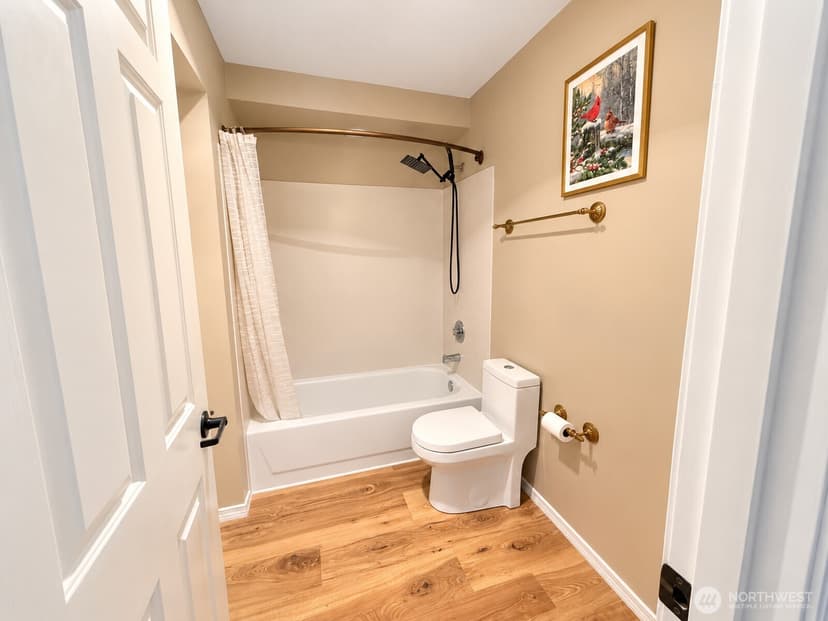 Property photo for 31900 104th Avenue SE #E206, Auburn photo 25