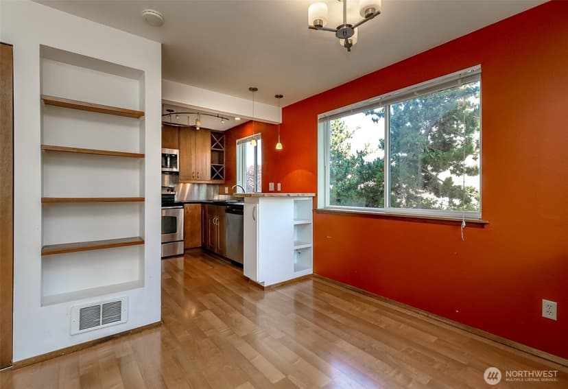 Property photo for 731 N 94th Street #8, Seattle photo 11
