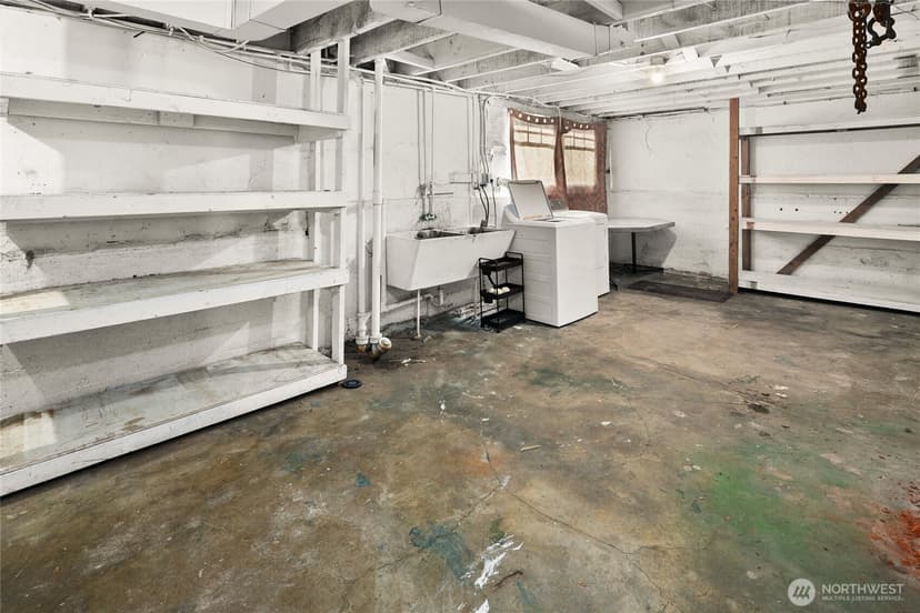 Property photo for 4302 Francis Avenue N, Seattle photo 22