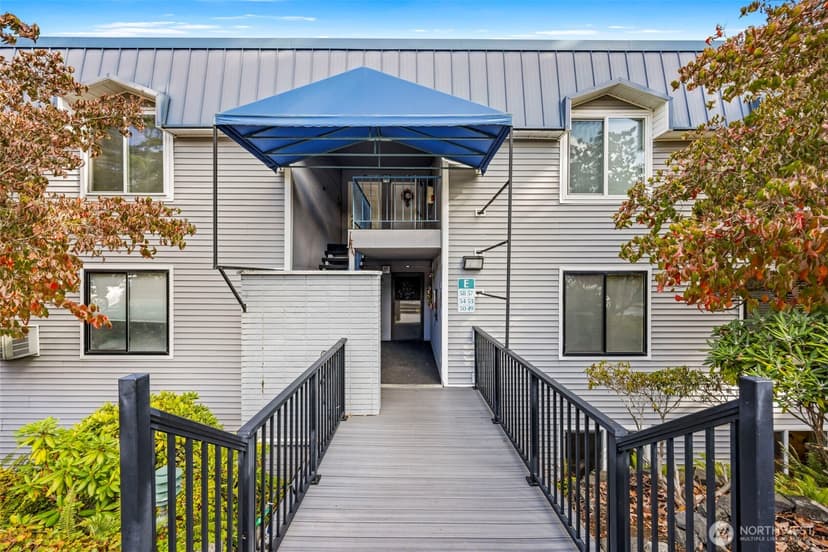 Property photo for 924 Shorewood Drive #E-49, Bremerton photo 3
