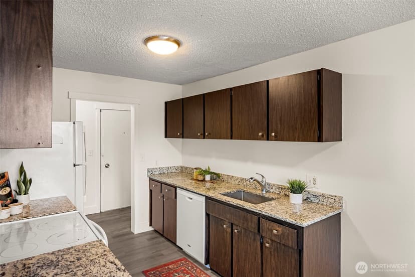 Property photo for 924 Shorewood Drive #E-49, Bremerton photo 11