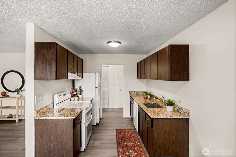 Property photo for 924 Shorewood Drive #E-49, Bremerton photo 12