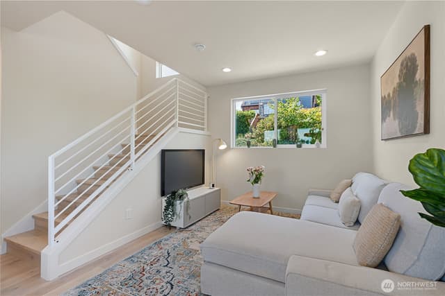 Property photo for 8043 19th Avenue NE, Seattle photo 3