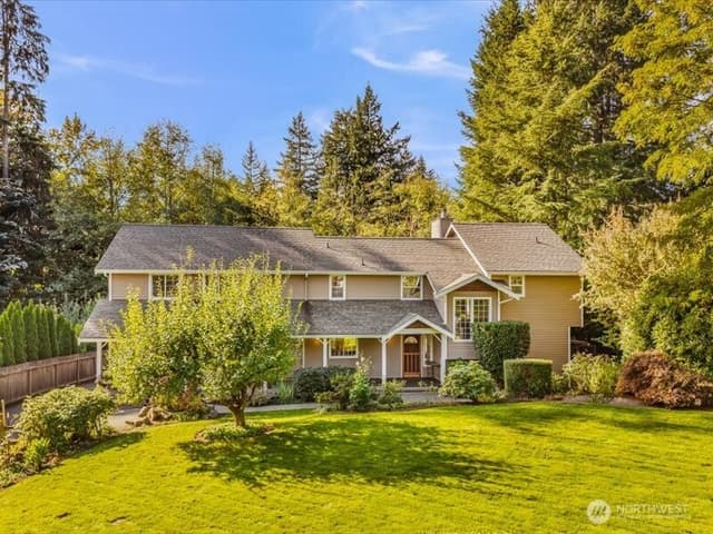 Property photo for 15219 78th Avenue NE, Kenmore photo 2