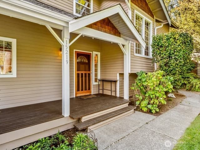 Property photo for 15219 78th Avenue NE, Kenmore photo 5