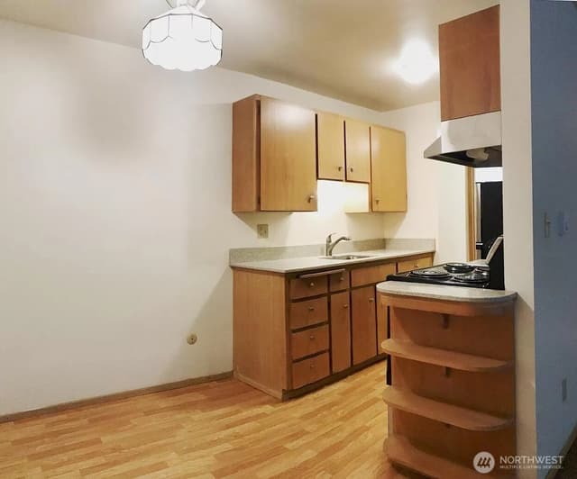 Property photo for 2229 42nd Avenue SW #205, Seattle photo 3