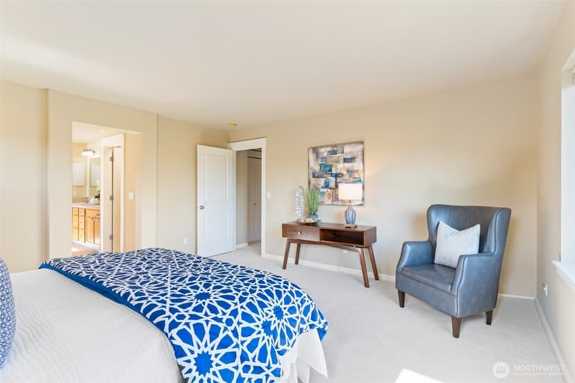 Property photo for 15105 85th Avenue NE, Kenmore photo 18