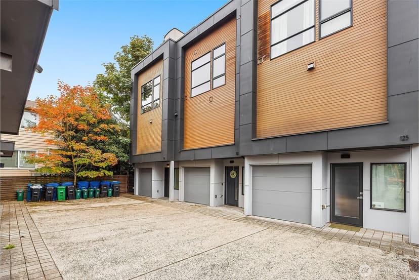 Property photo for 121 20th Avenue, Seattle photo 37