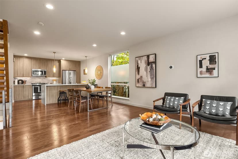 Property photo for 121 20th Avenue, Seattle photo 6