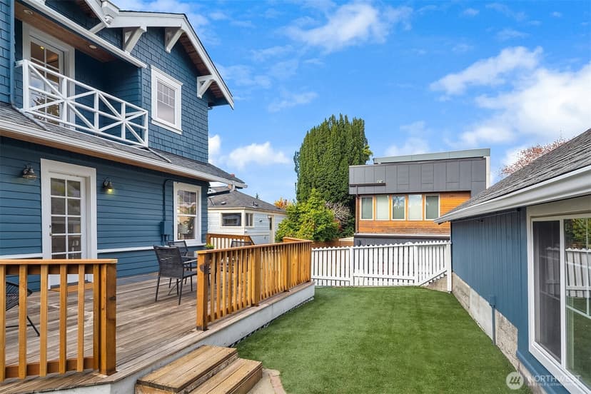 Property photo for 5108 Woodlawn Avenue N, Seattle photo 37