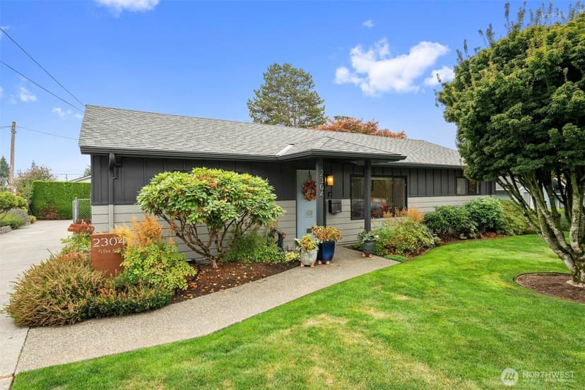 Property photo for 2304 5th Street, Everett