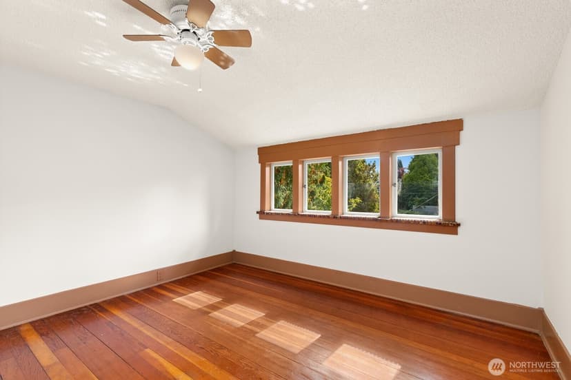 Property photo for 1630 SW Austin Street, Seattle photo 9