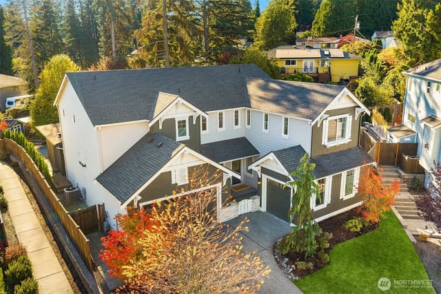 Property photo for 10805 NE 190th Place, Bothell photo 2