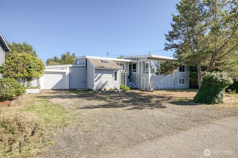 Property photo for 288 Sand Dune Avenue NW, Ocean Shores photo 2