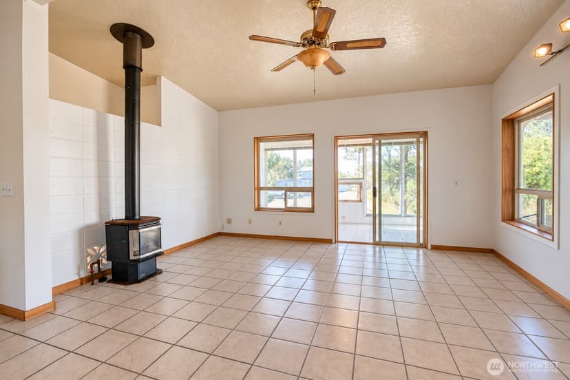 Property photo for 288 Sand Dune Avenue NW, Ocean Shores photo 7