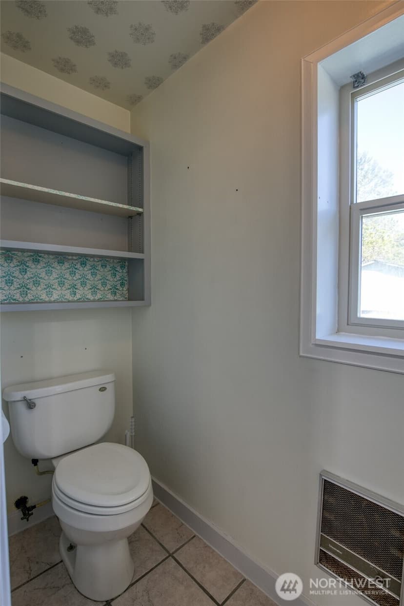 Property photo for 288 Sand Dune Avenue NW, Ocean Shores photo 12