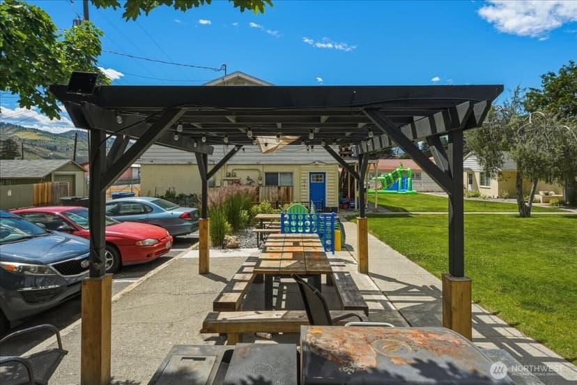 Property photo for 315 W Gibson Avenue, Chelan photo 10