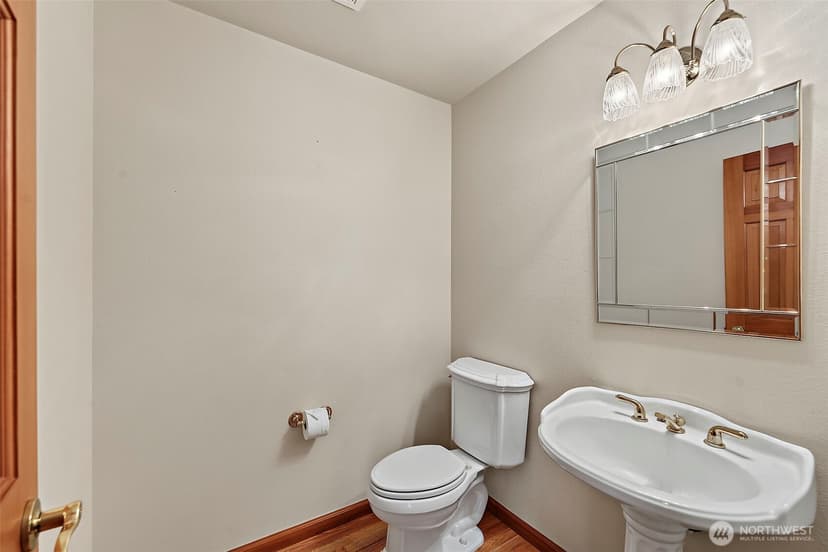 Property photo for 4217 Crystal Lane Loop SE, Puyallup photo 16