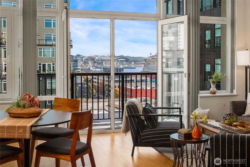Property photo for 2717 Western Avenue #8014, Seattle photo 5