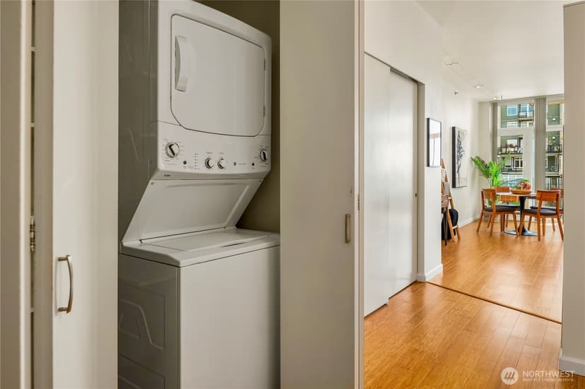 Property photo for 2717 Western Avenue #8014, Seattle photo 20