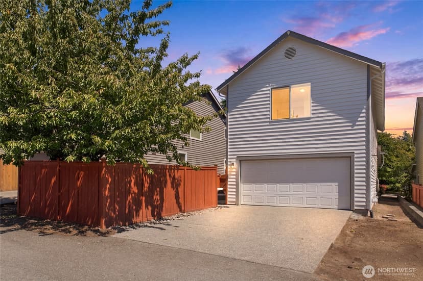 Property photo for 9229 227th Avenue NE, Redmond photo 35