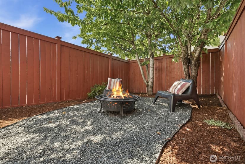 Property photo for 9229 227th Avenue NE, Redmond photo 30