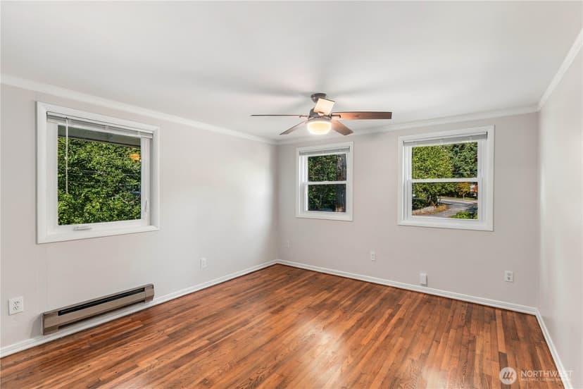 Property photo for 18709 Ballinger Way NE, Lake Forest Park photo 23