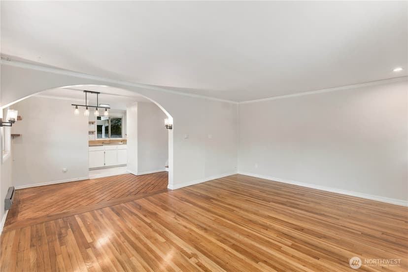 Property photo for 18709 Ballinger Way NE, Lake Forest Park photo 11
