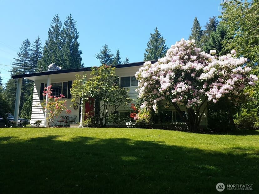 Property photo for 17124 State Route 9 SE, Snohomish photo 2