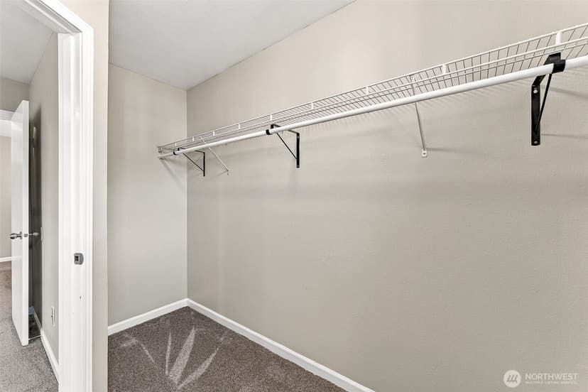 Property photo for 4036 S Warner Street #B, Tacoma photo 19