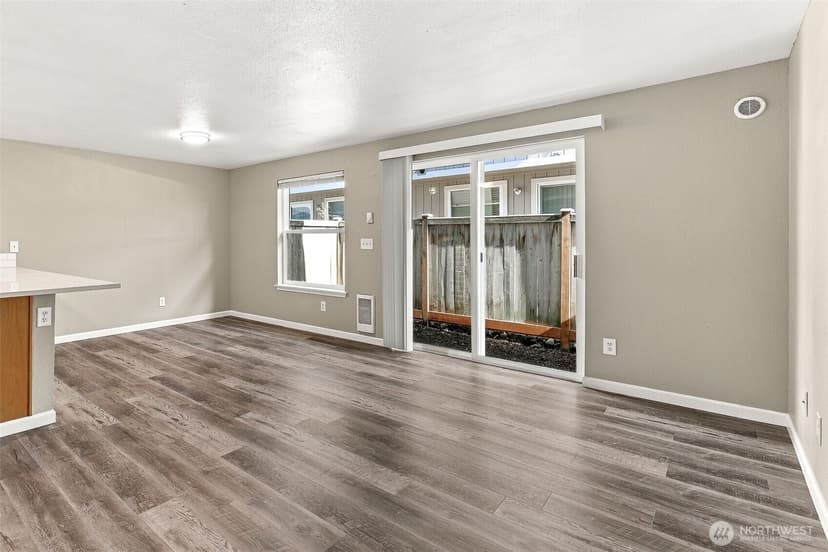 Property photo for 4036 S Warner Street #B, Tacoma photo 6