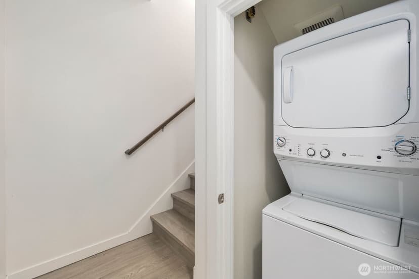 Property photo for 1539 14th Avenue S #B, Seattle photo 19