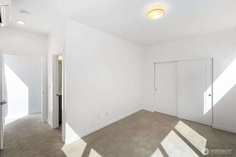 Property photo for 1539 14th Avenue S #B, Seattle photo 15