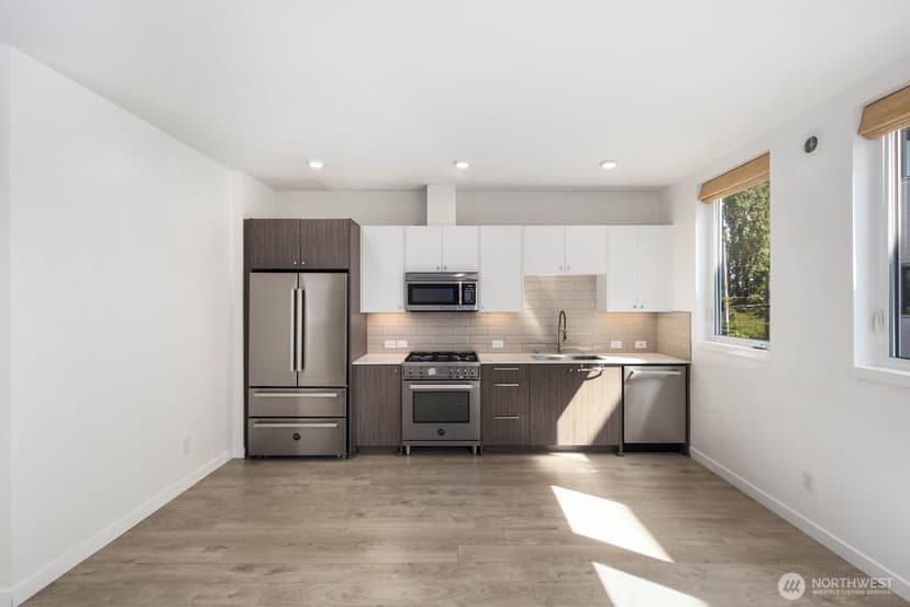 Property photo for 1539 14th Avenue S #B, Seattle photo 7
