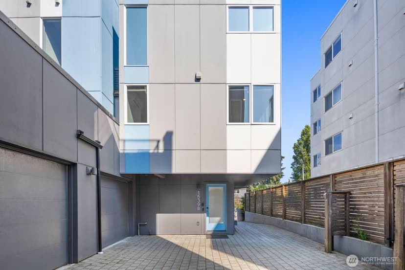 Property photo for 1539 14th Avenue S #B, Seattle