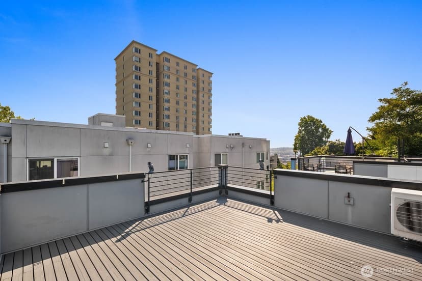 Property photo for 1539 14th Avenue S #B, Seattle photo 24