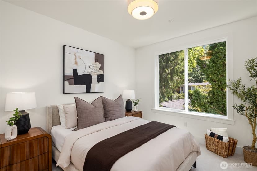 Property photo for 12016 NE 62nd Street, Kirkland photo 24