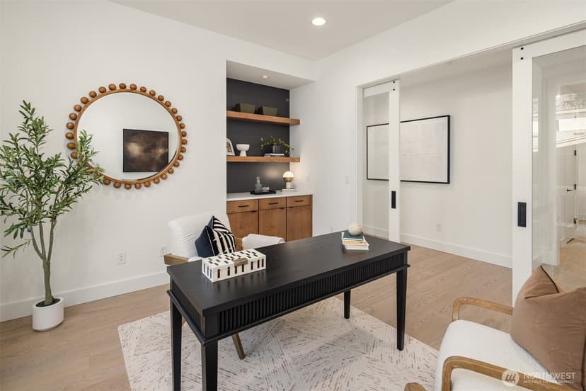 Property photo for 12016 NE 62nd Street, Kirkland photo 5