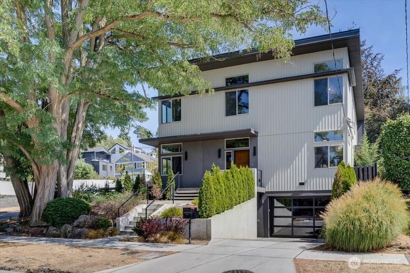 Property photo for 3454 33rd Avenue W, Seattle