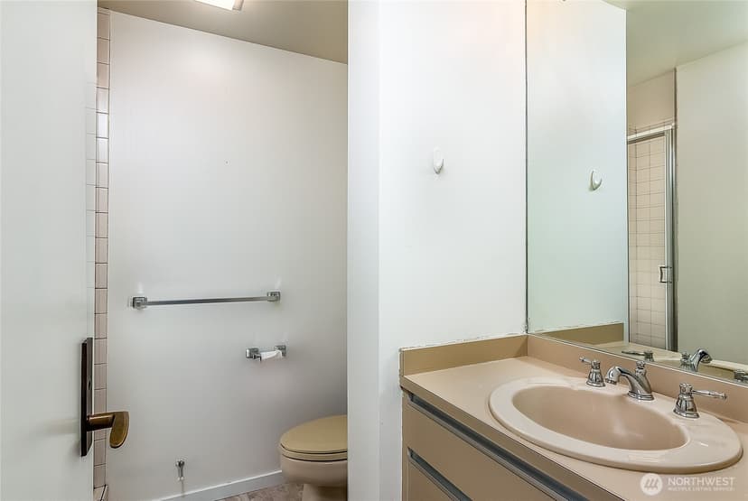 Property photo for 1301 Spring Street #8C, Seattle photo 21