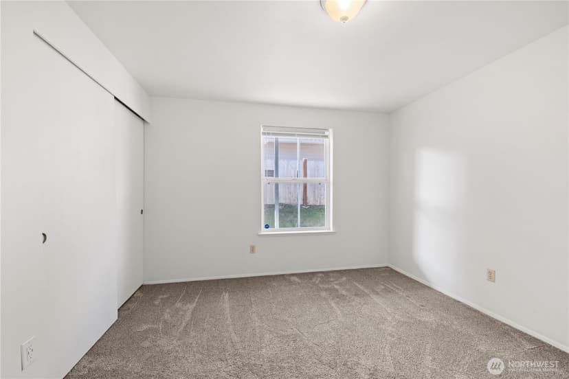 Property photo for 24 74th Street SW, Everett photo 22