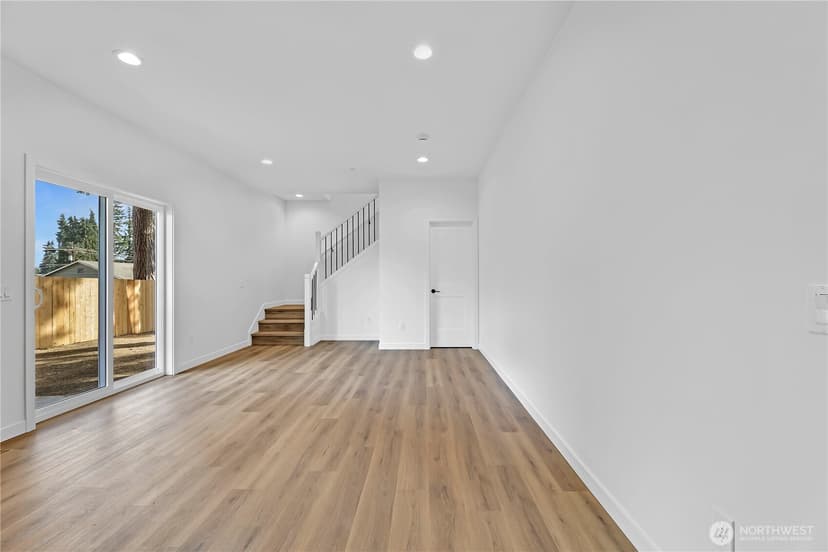 Property photo for 7018 Wetmore Avenue #A, Everett photo 6