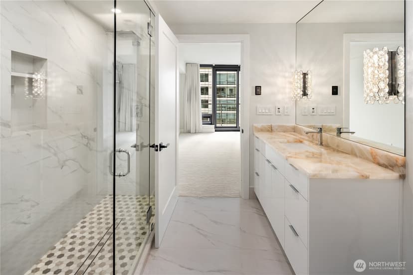 Property photo for 650 Bellevue Way NE #3303, Bellevue photo 17